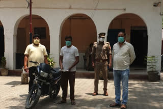 Bisarkh police of Greater Noida arrested absconded thief