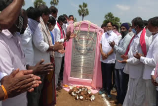 శ్మశానా వాటిక, డంపింగ్ యార్డు నిర్మాణ పనులకు శంకుస