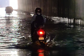 Water logging in the underpass of Dilshan Garden Ghaziabad border