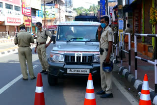 Kollam  Police  Lockdown Violation  Hrishankar IPS  22 Cases in Kollam  കൊല്ലം  ലോക്ക് ഡൗൺ  ലോക്ക് ഡൗൺ ലംഘനം  കൊല്ലത്ത് കർശന നടപടി സ്വീകരിച്ച് പൊലീസ്  കര്‍ച്ചവ്യാധി തടയല്‍ ഓര്‍ഡിനന്‍സ്