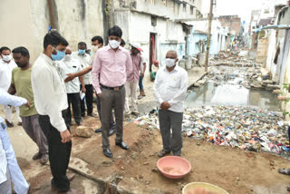 Collector collecting dredging works in the D54 Canal on Khilla Road, Nizamabad