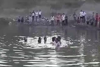 youth drown in pond