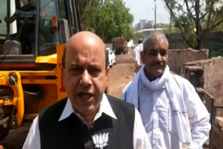 Vijay Jolly targeted the Kejriwal government