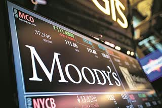 moodys cuts india rating