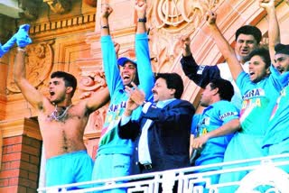 vvs laxman said sourav ganguly used to play freely