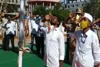 telangana state whip guvvala balaraju hoisted national flag