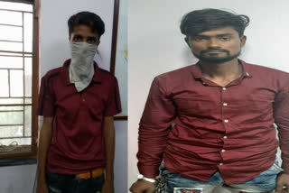 Robber arrest in seemapuri arrested