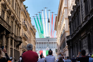 Italy's aerobatic air force marks Republic Day