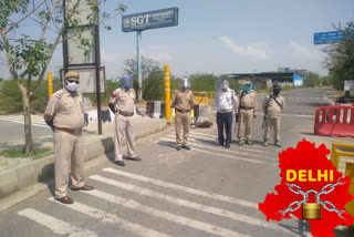 picket checking at different points in delhi during lockdown 5