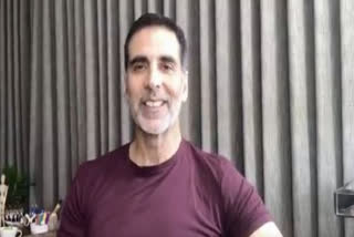 Akshay shares BMC guidelines to stay safe from 'guest cyclone Nisarga'