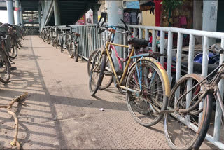 Footover bridge of Gandhi Nagar Market becomes a bicycle stand