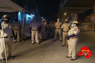 Delhi Police is posted on border areas due to lockdown