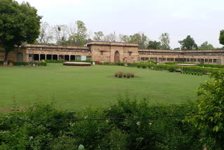 varanasi: sarnath tourist places deserted due to coronavirus