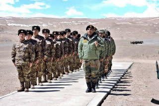 Indian Chinese troops