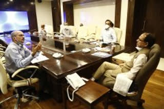 chief-minister-took-a-meeting-regarding-self-reliant-madhya-pradesh-in-bhopal