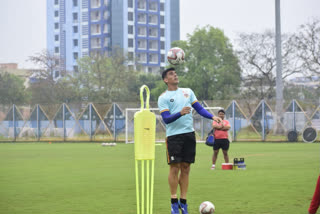 অবশেষে দেশে ফেরার উড়ান মিলছে অ্যাকোস্টার