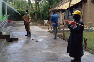 SPRAYING IN RED ZONE VILLAGES OF DOORU ANANTNAG