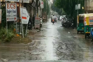 people-got-relief-from-heavy-heat-and-humidity-due-to-rain-in-gwalior