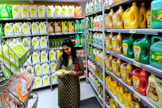 Edible oil imports down 40% in May due to Corona