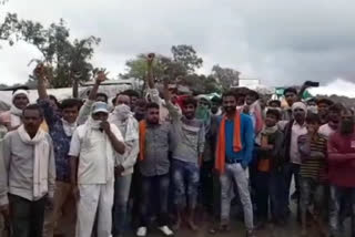 farmers blocked the road