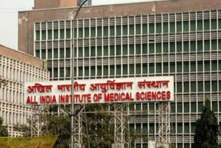 Cases of corona patients increasing in AIIMS at delhi