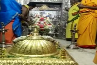 devotee donated chariot in karanataka