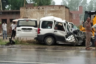 9 died in collision of scorpio with truck in pratapgarh, uttar pradesh