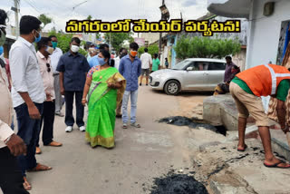 Nizamabad Mayor Neethu Kiran Tour In Municipality