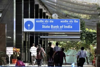 sbi q4 profit jumps over four fold to rs 3581 crore