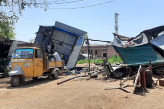 illegal constructed shops removed