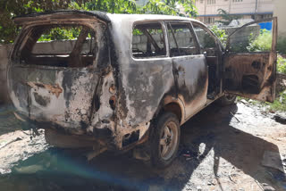 rowdies set a car in fire because of enquired about robbery in Anekal