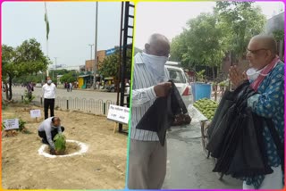 Environmentalist Om Raizayada spreading awareness by distributing cloth bags on World Environment Day