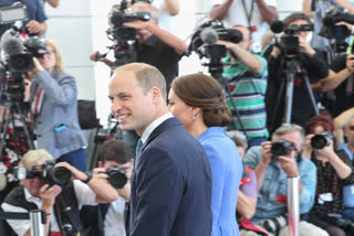 prince william, helpline volunteer prince william, volunteer week in uk, ଯୁବରାଜ ୱିଲିୟମ, ହେଲ୍ପ ଲାଇନ ଭଲ୍ୟୁଣ୍ଟିୟର ଯୁବରାଜ ୱିଲିୟମ, ୟୁକେରେ ଭଲ୍ୟୁଣ୍ଟିୟର ସପ୍ତାହ