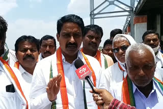 Congress leaders protest at Moosi project in sutyapeta district
