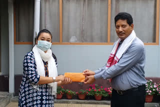 four student from orang donated money to assam govt. to fight against corona virus