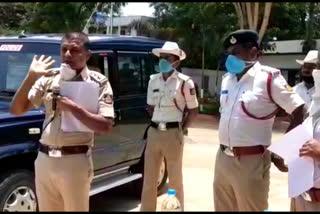 CPI  J.S. Nyamegowda held meeting with  auto drivers meeting in basavakalyana