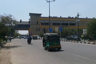 Unlock 1.0 , traffic appeared normal at the border Kalindikunj in Delhi