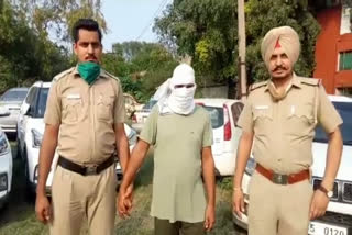 chandigarh police arrested two luxury car thieves