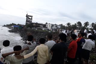 മലപ്പുറം  കാണാതായ കുട്ടിയുടെ മൃതദേഹം കണ്ടെത്തി  മൃതദേഹം കണ്ടെത്തി  മലപ്പുറം വാർത്തകൾ  body of the missing child  malappuram  sea