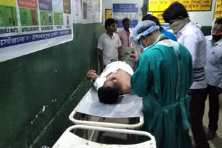 2 injured in tmc inner clash in islampur, murshidabad