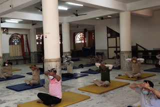 Dwarka police started yoga class for police personnel