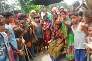 family and village creates ruckus for dead body in sitamarhi