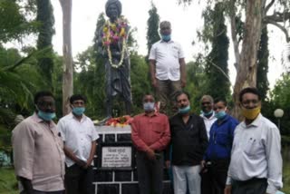 Tribute paid to Lord Birsa Munda in khunti