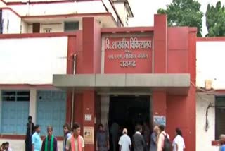 family in raigarh accuses medical college hospital of changing infant