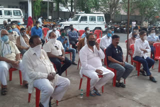 Hotel and restaurant operators meeting in Itarsi police station premises