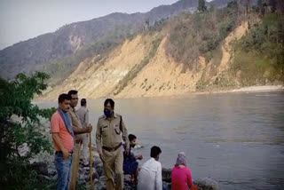 Person drowned while taking bath