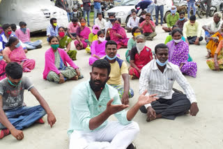 Arakkalagudu Protest against Dalit leader, demanding arrest of accused