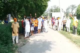 residents of village phidde khurd protest over power cuts