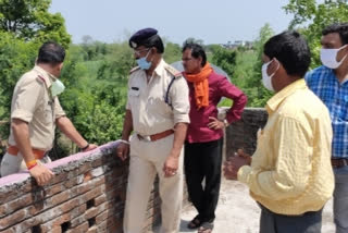 Unknown person fired narsinghpur