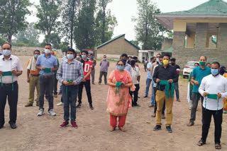 Students for Seva distrtibuted masks